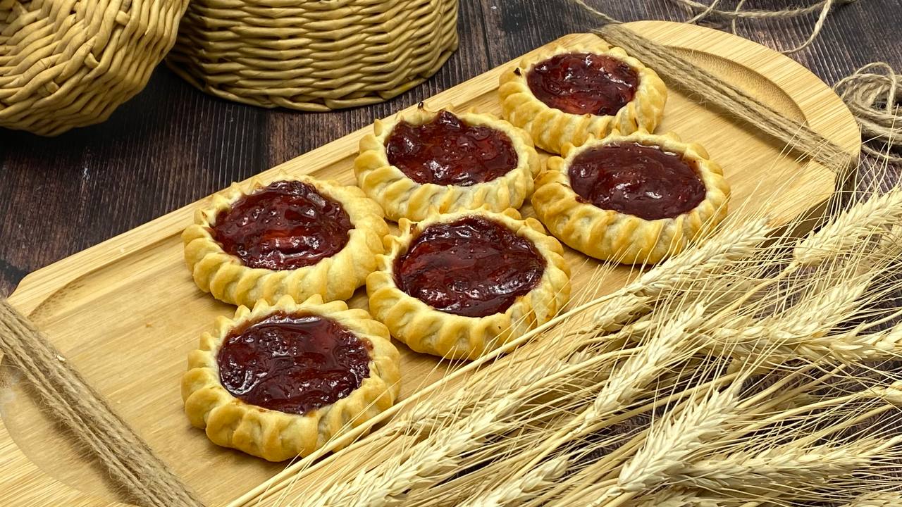 ПЕРЕПЕЧКИ С КЛУБНИКОЙ 6 штук