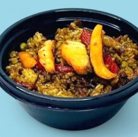 Вок (лосось с рисом)