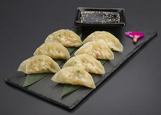 Гёдза ручной лепки с курицей
