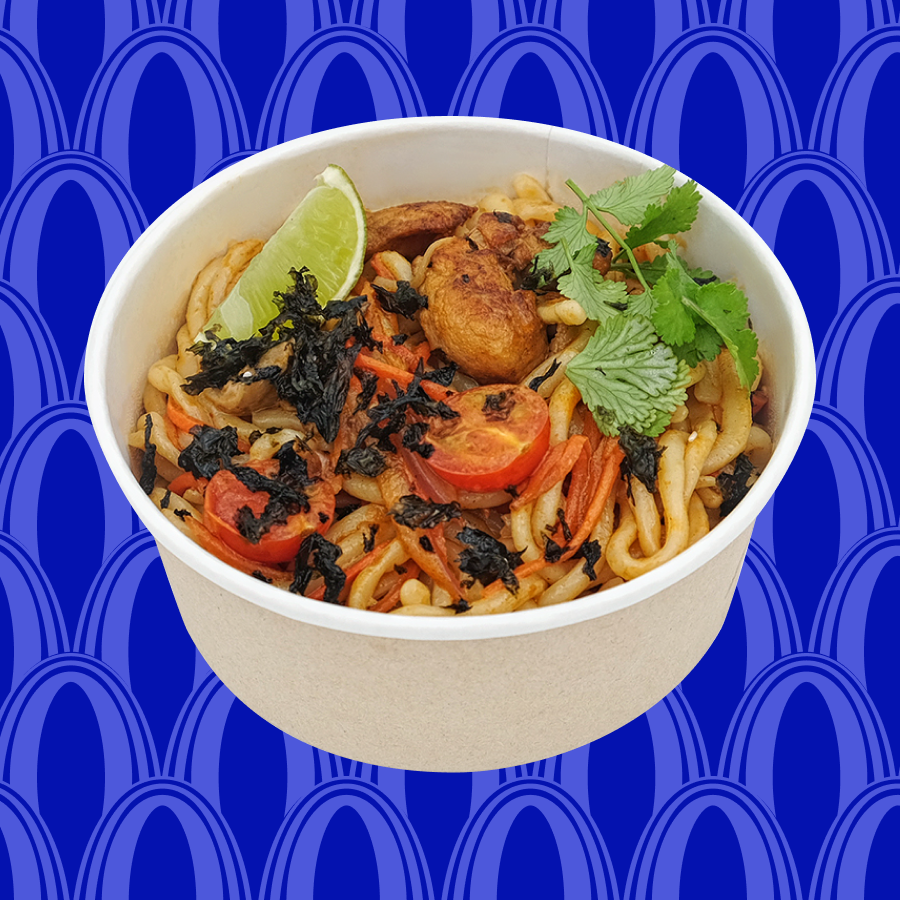 Вок лапша с курицей в соусе том-ям