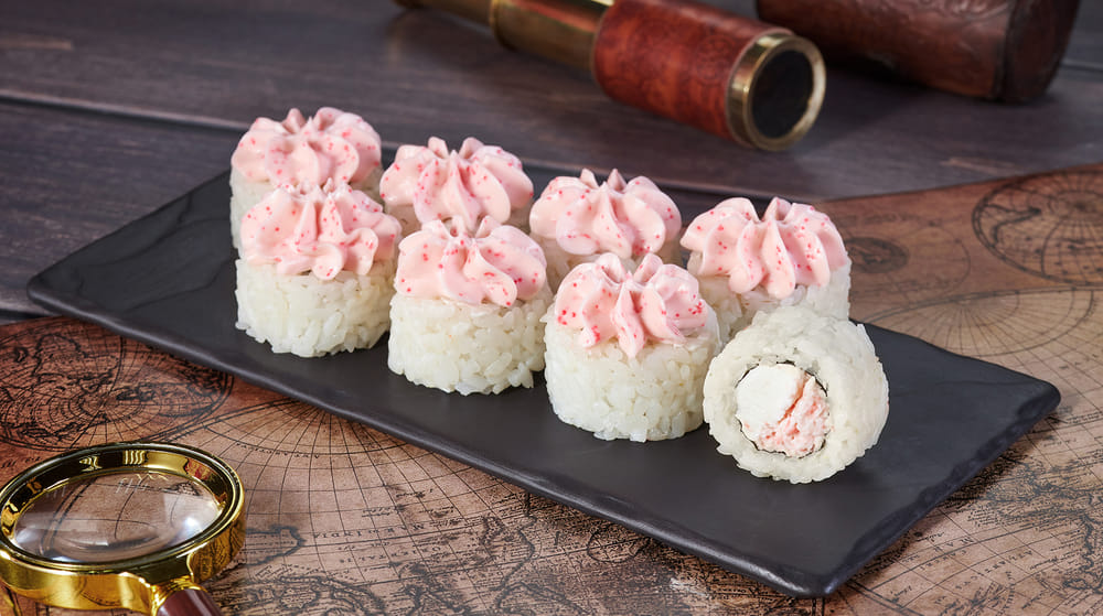 Ролл Кракатау с крабом