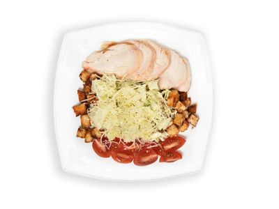Салат Цезарь с курицей