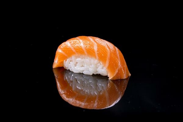 Суши Лосось