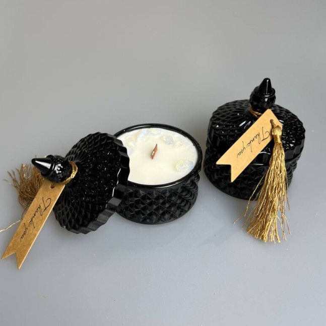 Свеча в стекле 130 мл с камнями и кисточкой