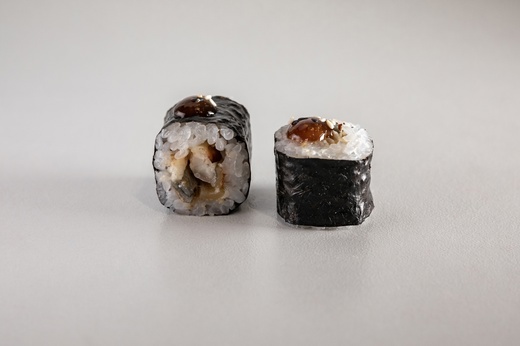 Маки роллы с угрем