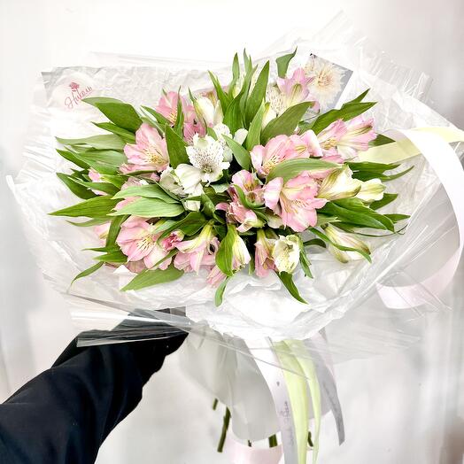 Букет «Облако» из стойких альстромерий