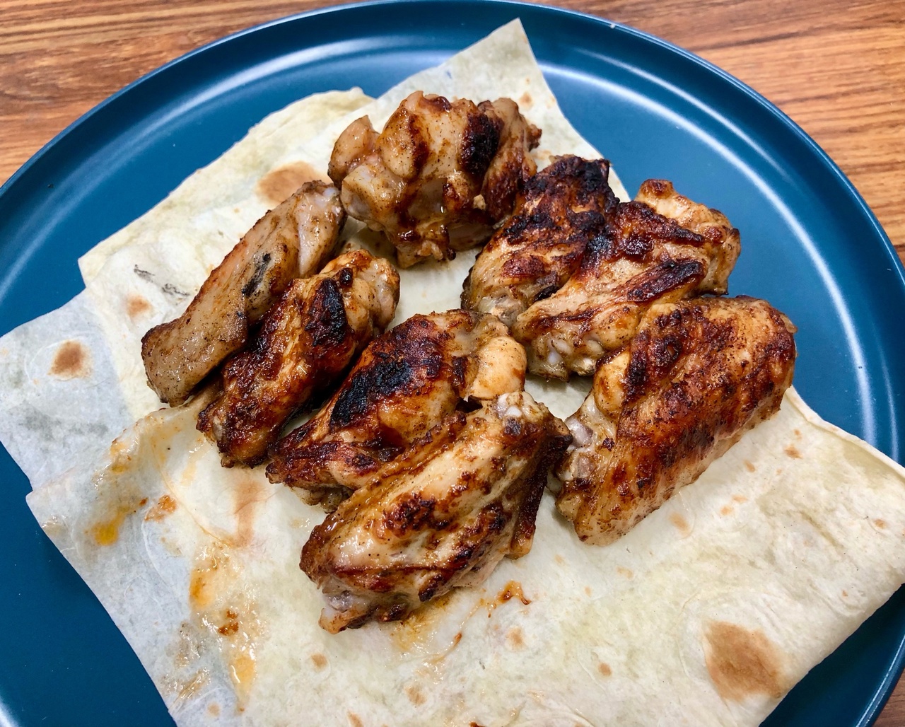 Куриные крылышки BBQ на мангале