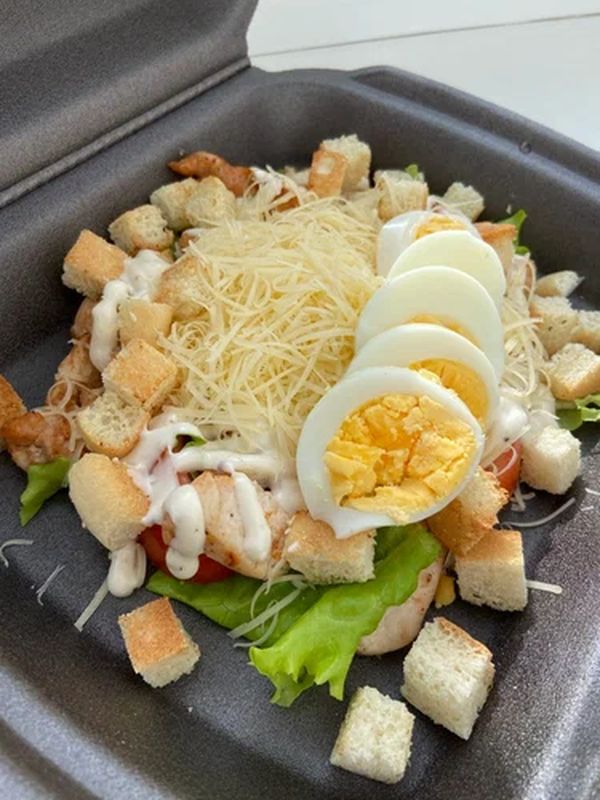 Цезарь с курицей