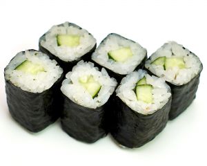 Ролл с огурцом