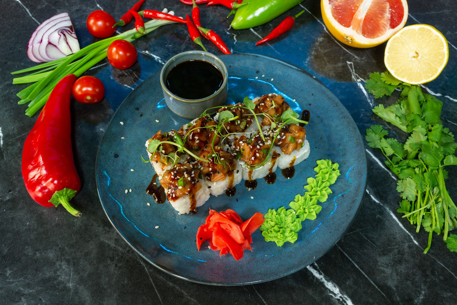 Тартар ролл с лососем