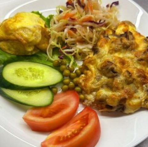 Мясо по-французски с запеч. картофелем
