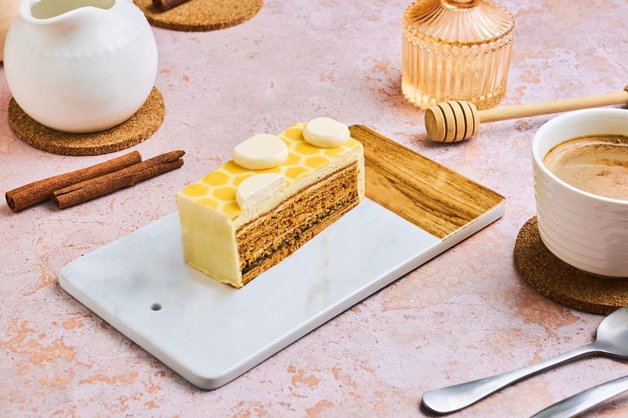 Медовик с черёмухой 