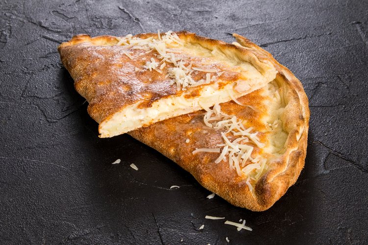 Кальцоне по деревенски 28см