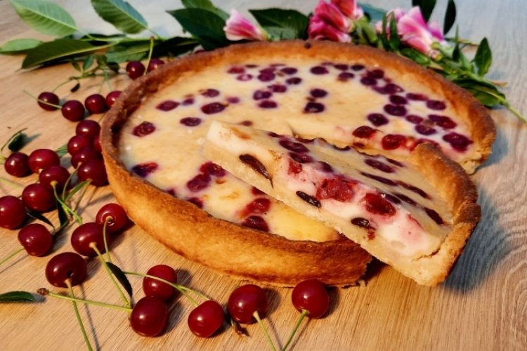 Венский пирог с вишней 1кг