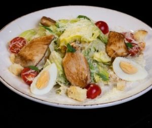 Цезарь с курицей
