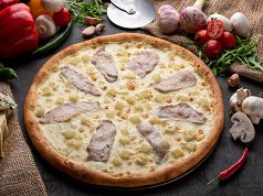 Пицца Курица с ананасом 35 см