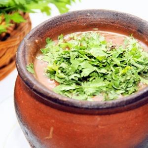 Лобио в горшочке