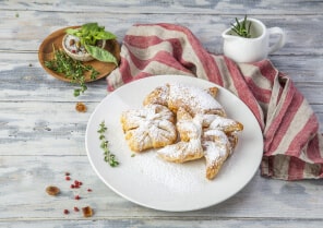 Сайка с джемом