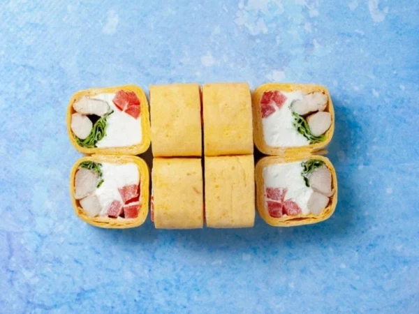 Торнадо в курицей в тортилье