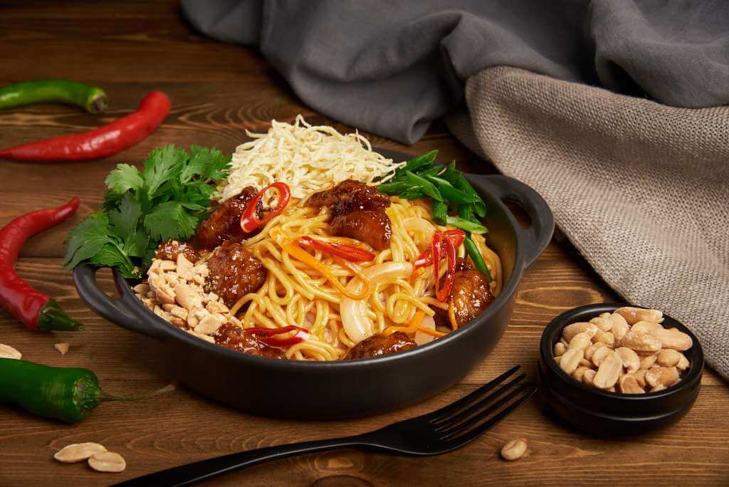 Якисоба Пад Тай с курицей