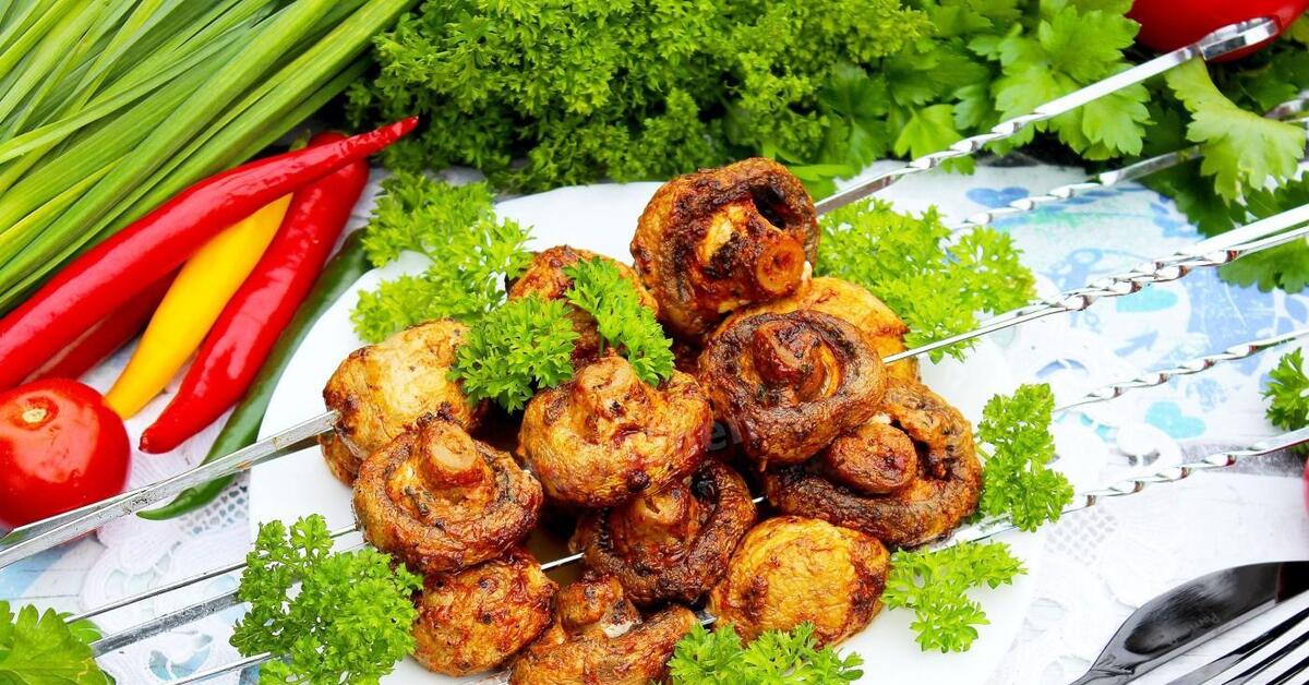 Шампиньоны на мангале