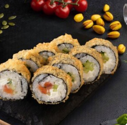 Ролл Темпура с лососем и сыром