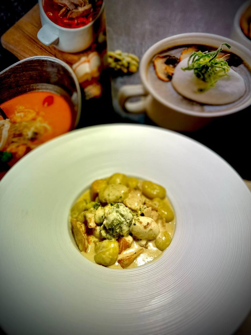 Ньокки с лососем в сливочном соусе