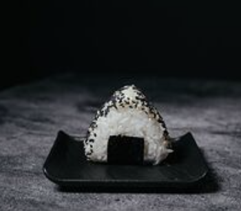 Онигири снежный краб