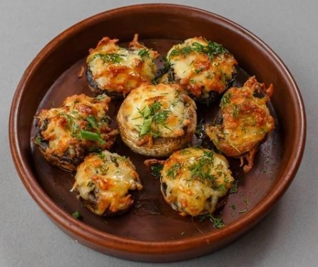 Шампиньоны запеченые с кур.фаршем