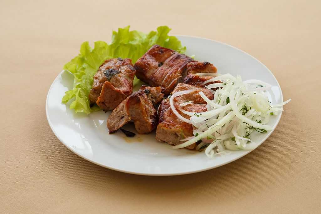 Шашлык свинина ( 1 порция - 300гр)