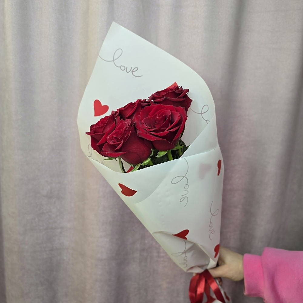 №140 5 роз в упаковке