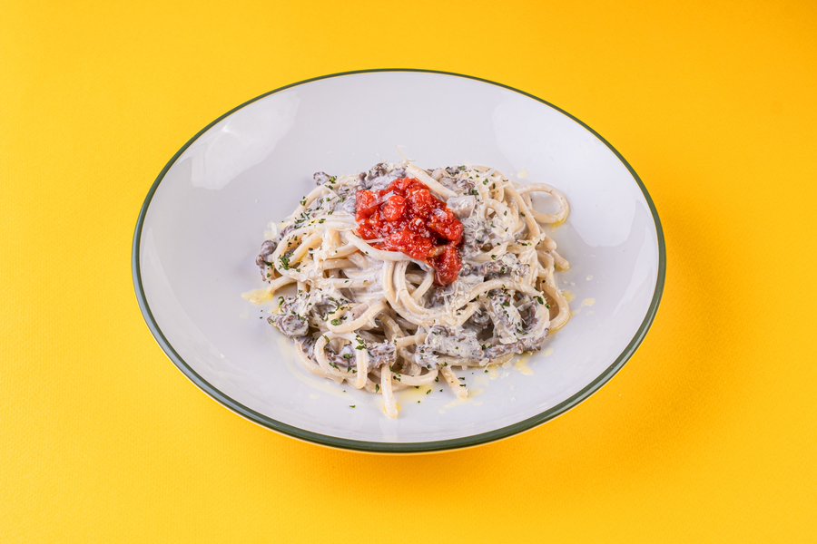 Спагетти с телятиной и грибами