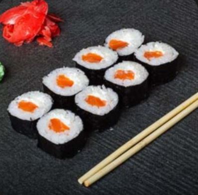 Ролл Маки с лососем
