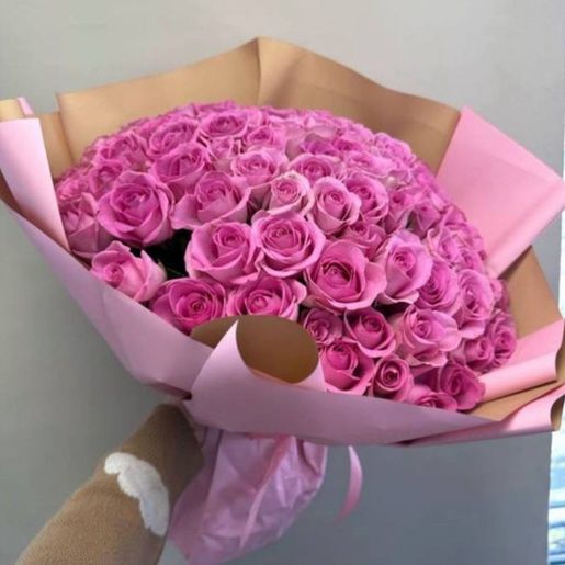 Букет из 51 розовой кенийской розы