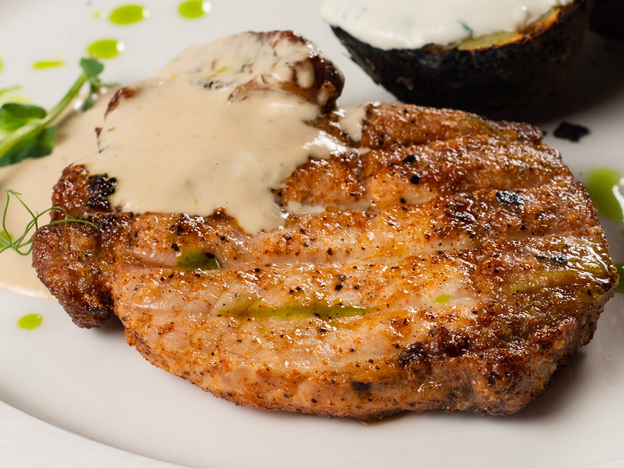 Стейк из свиной шеи на гриле