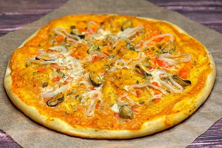 Пицца с кальмаром и мидиями 25см