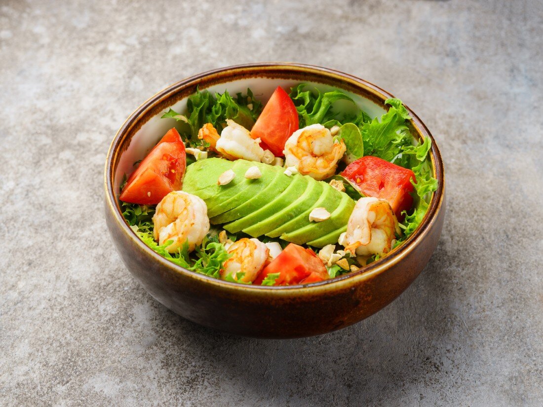 Зелёный салат с креветками 280гр.