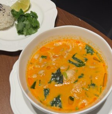 Фирменный Том ям