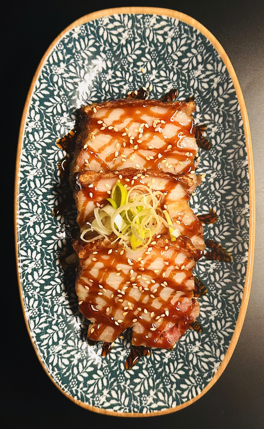 Хрустящая свиная грудинка