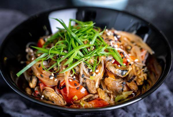 Лапша Фунчоза с курицей