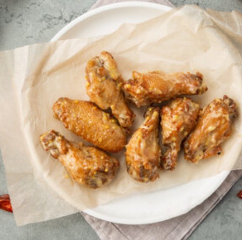 Крылья в медово-горчичном соусе 5шт