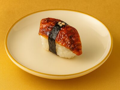 Суши с угрем
