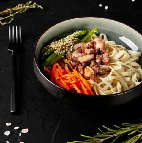 Удон с морепродуктами