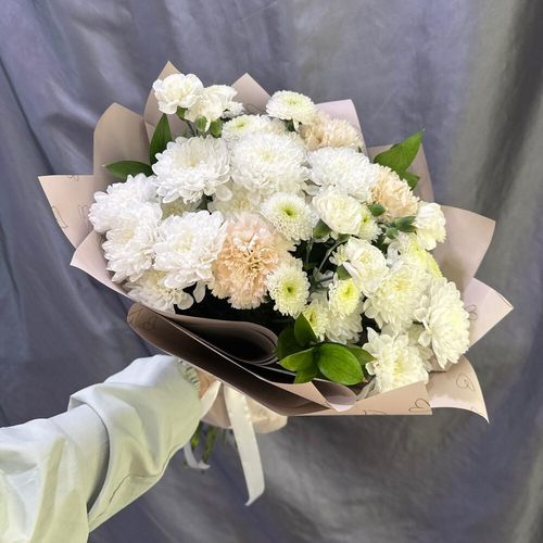 Букет цветов: хризантемы, диантусы (б1964)