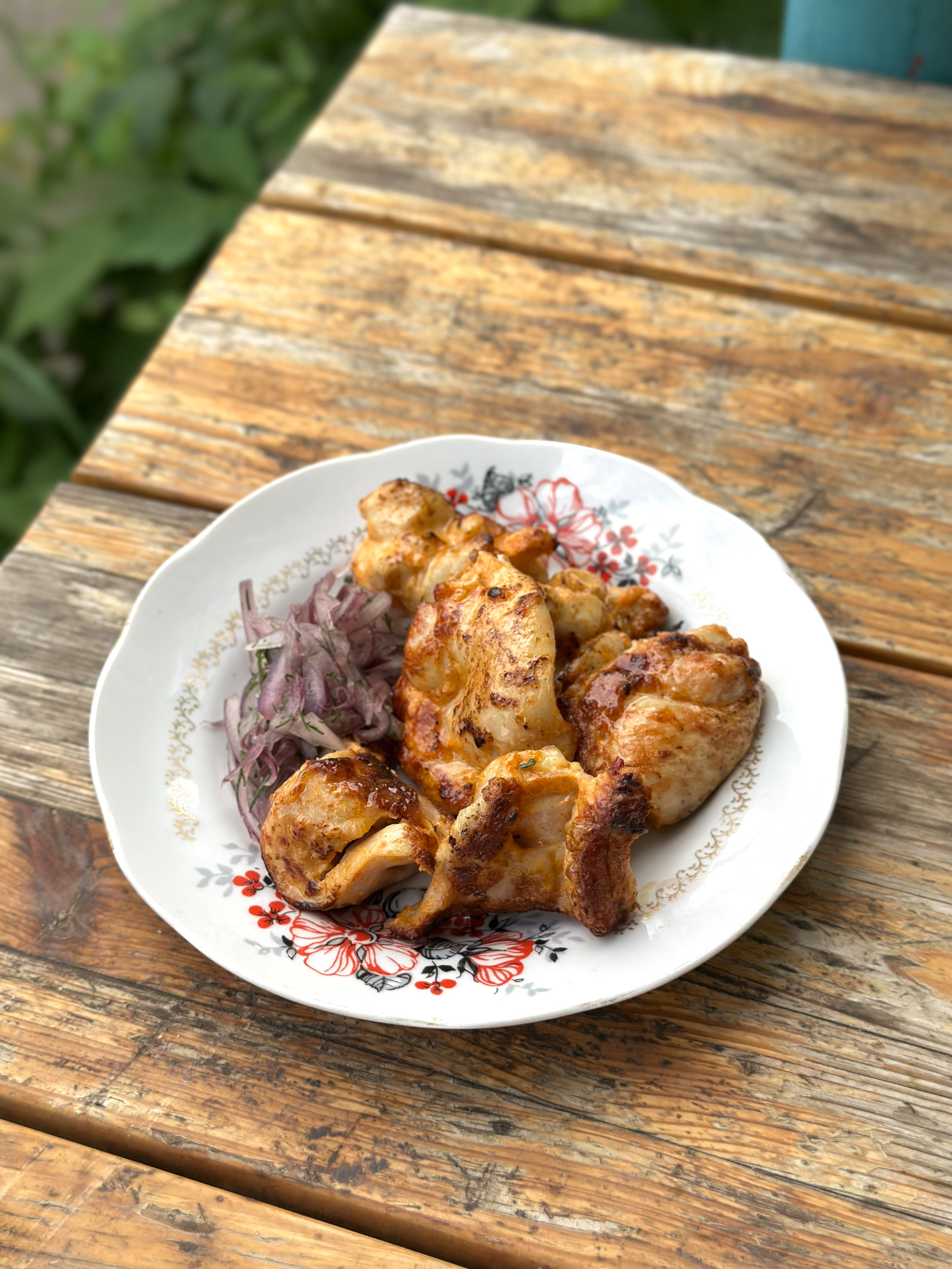 Шашлык из мякоти куриного бедра