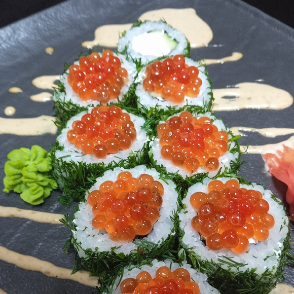 Ролл Красный октябрь