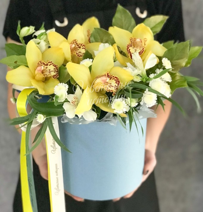 Композиция в коробке «Лимонный щербет»