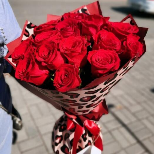 15 сортовых роз в букете