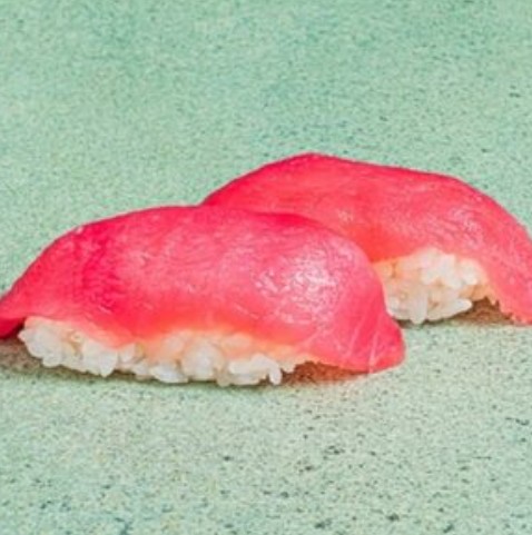 Нигири с тунцом