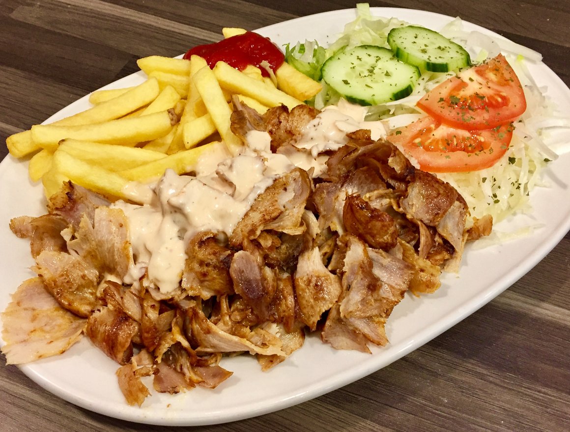 Шаурма на тарелке